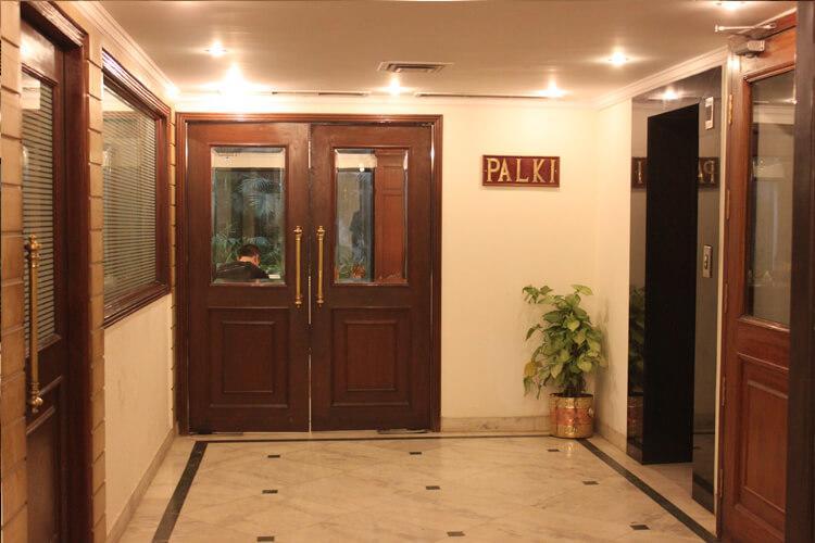 Hotel Vaibhav Варанаси Экстерьер фото