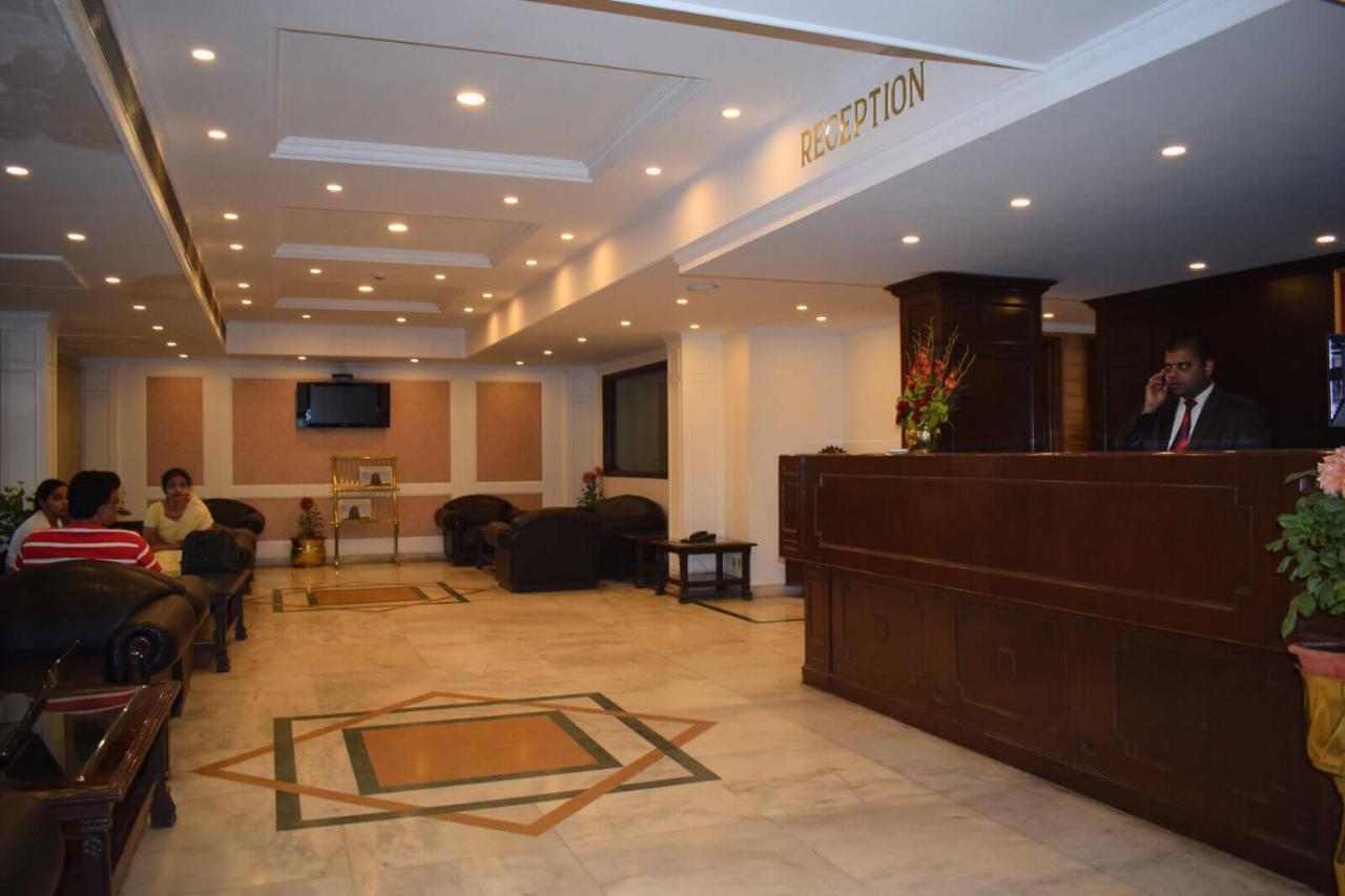Hotel Vaibhav Варанаси Экстерьер фото