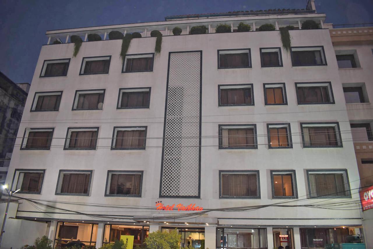 Hotel Vaibhav Варанаси Экстерьер фото